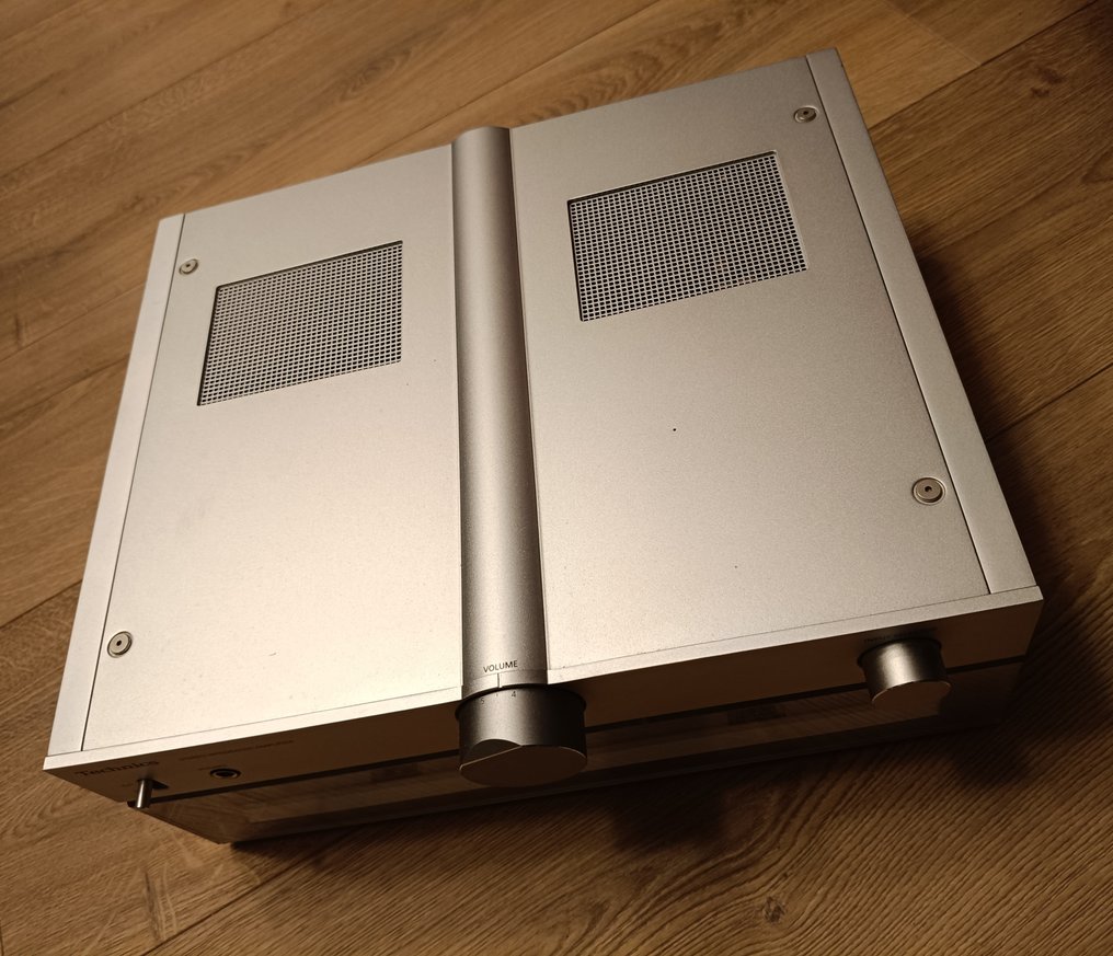 Technics - SU-C700 Integroitu puolijohdevahvistin #3.2