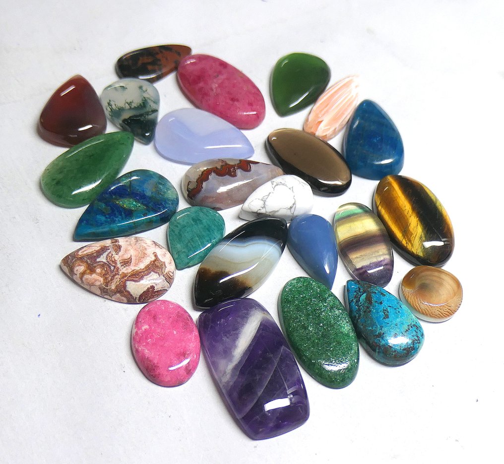 100%天然的精彩宝石坠 弧面形- 71.15 g - (24) #3.2