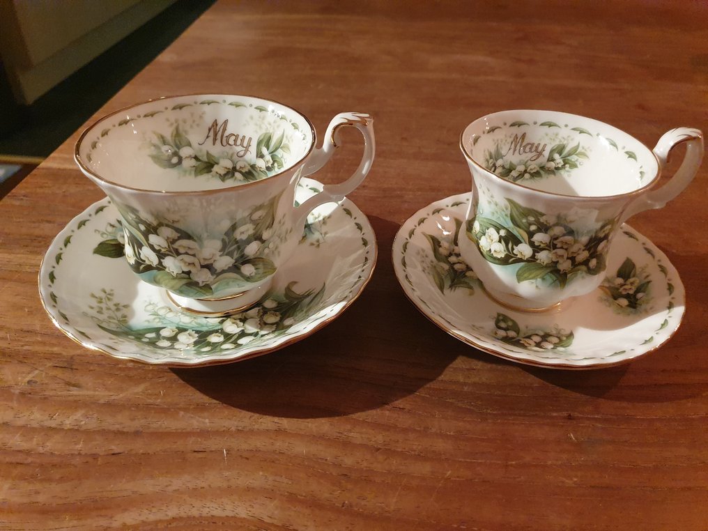 Royal Albert - Tazza e piattino (9) - Flower of the Month en andere - Osso, Porcellana, Porcellana fine di ossa - Tu e le tazze di caffè #3.2