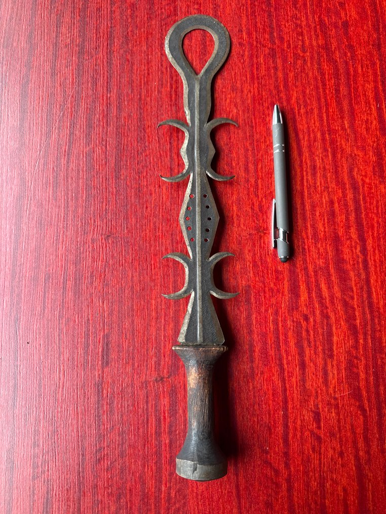 Tőr - Sengele - Konda - Kongó #1.0