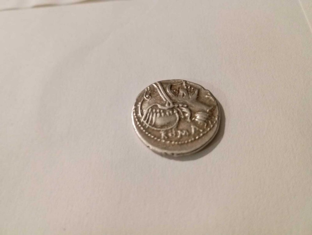 Ρωμαϊκή Δημοκρατία. L. Flaminius Chilo. 109-108 BC. Denarius (χωρίς τιμή ασφαλείας) #1.0