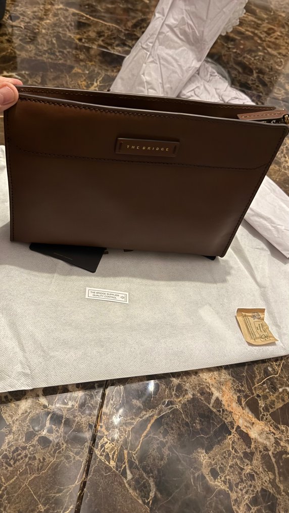 The Bridge - Pochette #1.0