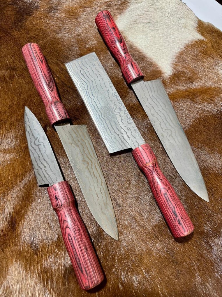 Μαχαίρι κουζίνας - Σετ κουζίνας και μπάρμπεκιου (0114) - VG 10 ατσάλι, λιγότερο ατσάλι και χειρολαβή από εξωτικά ξύλα. - Ιαπωνία - Σετ κουζίνας και μπάρμπεκιου #1.0