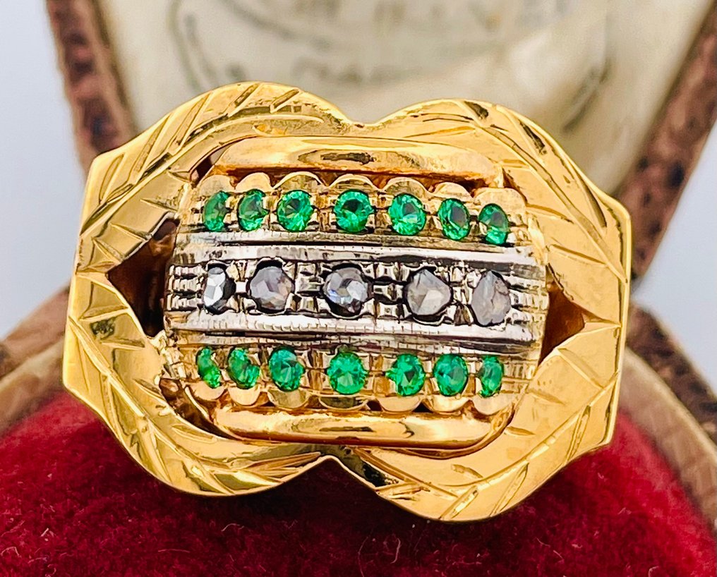 Nincs minimálár - Gyűrű - 9 Kt Sárga arany, Ezüst Smaragd - Gyémánt #1.0