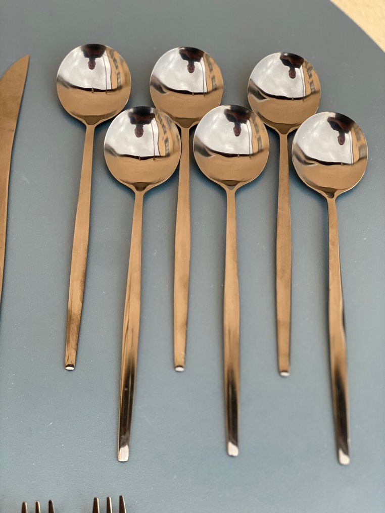 NO RESERVE price! Satinato nero - Juego de cubiertos (30) - Acero, inox - Juego de cubiertos para 6 personas. #3.2