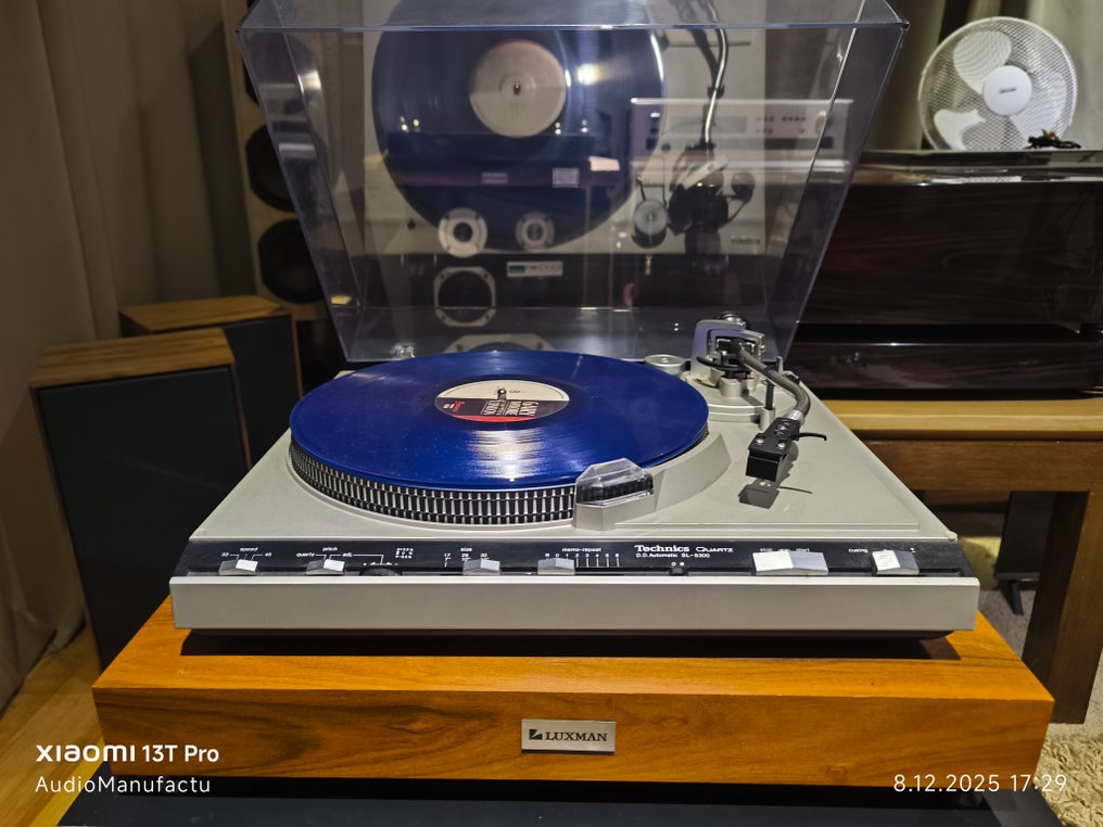 Audiomanufactura - 音訊架 - 铝、贴面、木材、领导者 - 平台防震 #1.0