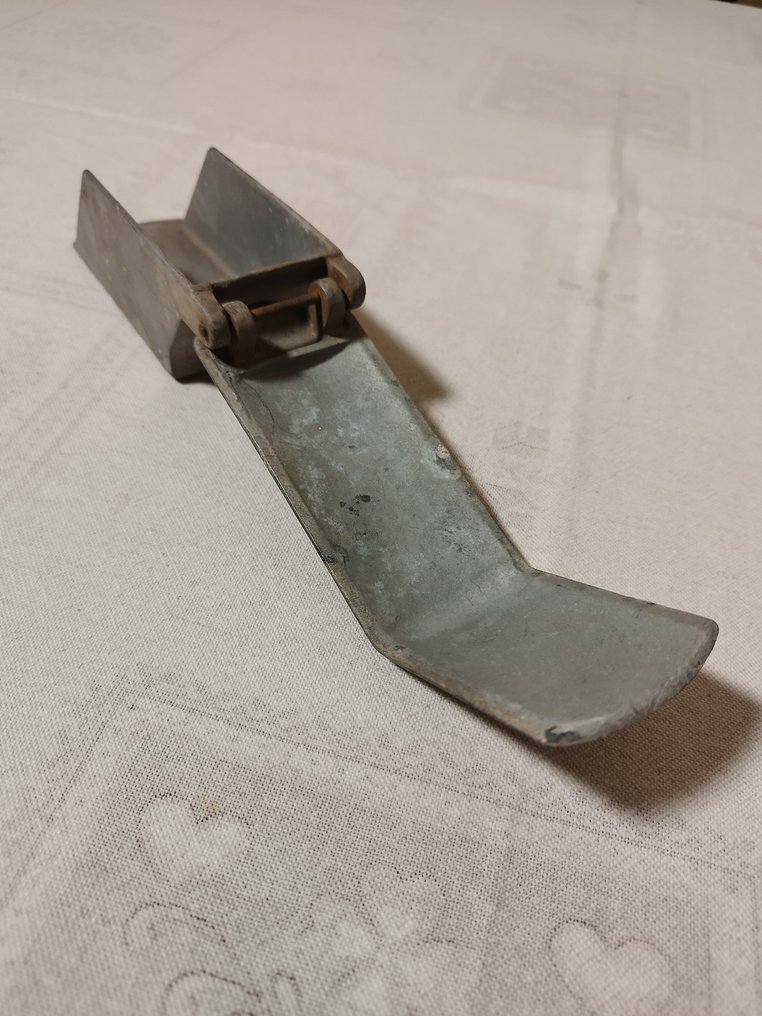 North Bros Mfg. Co. - Bar - Scrape ice for granita - Gem ICE Shave - Cast iron #4.3