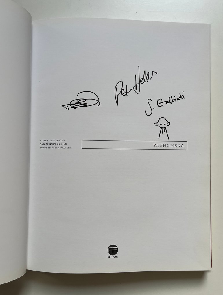 Signed; Sara Galbiati, Peter Helles Eriksen & Tobias Selnaes Markussen - Phenomena - 2016 #1.0