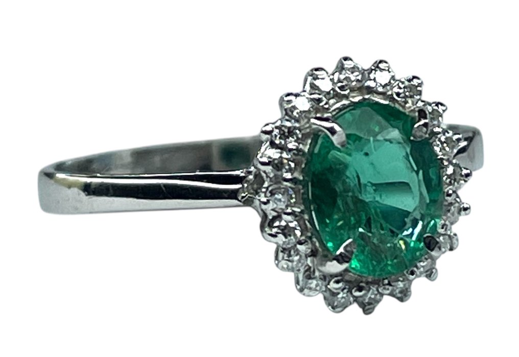 Ei pohjahintaa - Sormus - 18 kt. Valkokulta Smaragdi - Timantti - VARAUKSETTA #2.1