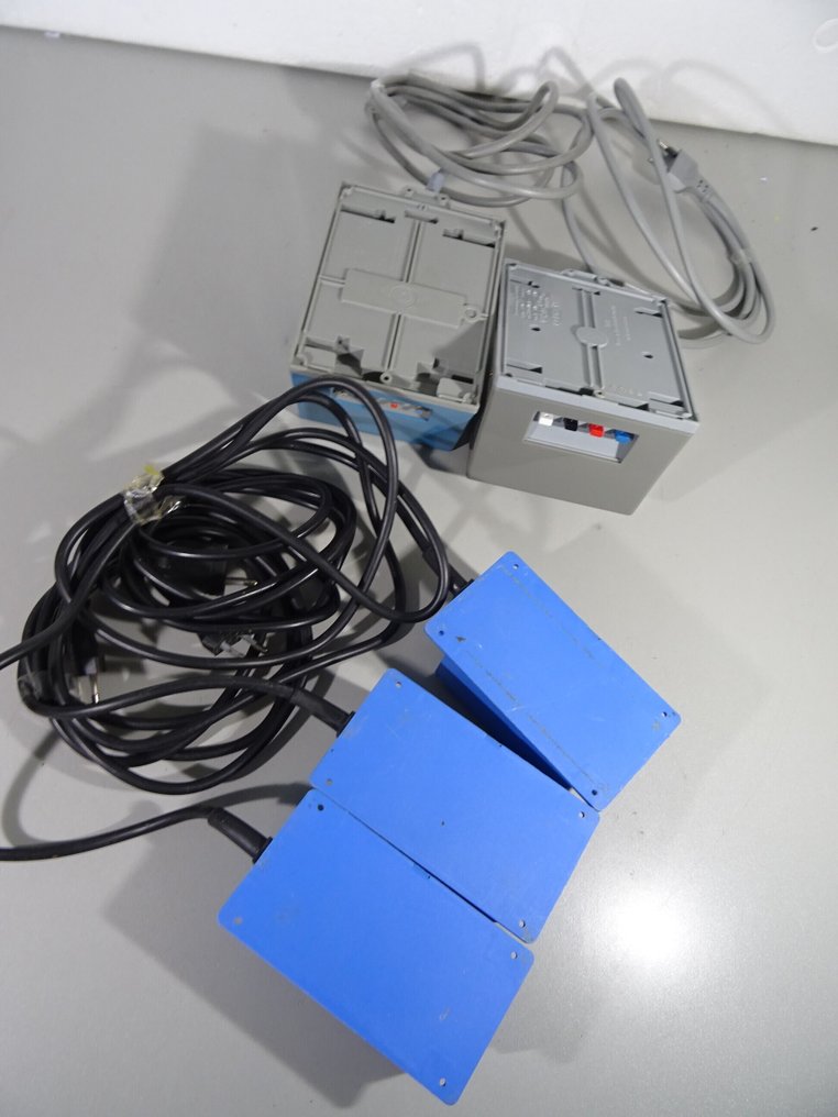 Trix, Conrad H0 - Transformator (5) - 2 x sterke strømforsynings-triks + 3 Conrad 52 VA trafoer #4.3