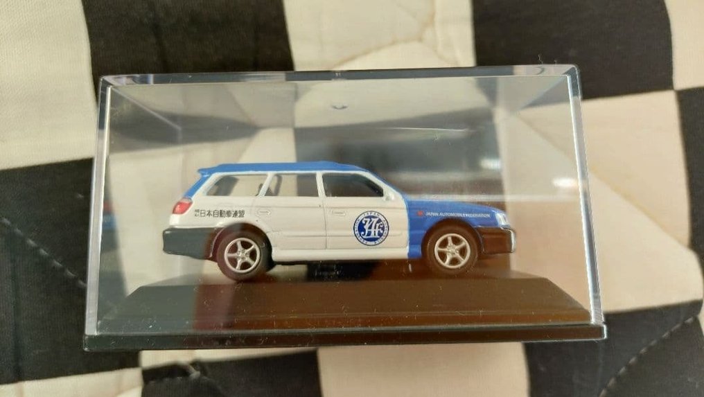 Subaru 1;72 - Model samochodu - Subaru Legacy (JAF Version) - REAL-X Subaru Legacy Model z odlewu ciśnieniowego, pojazd patrolowy JAF (Japan Automobile #4.3