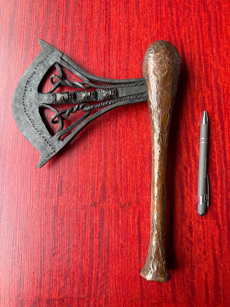 Ascia - Songye - Congo #1.0