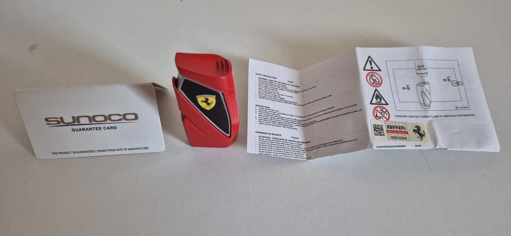 Ferrari, Sunoco - 没有保留价 - 口袋打火机 - 塑料, 金属 -  (2) #1.0