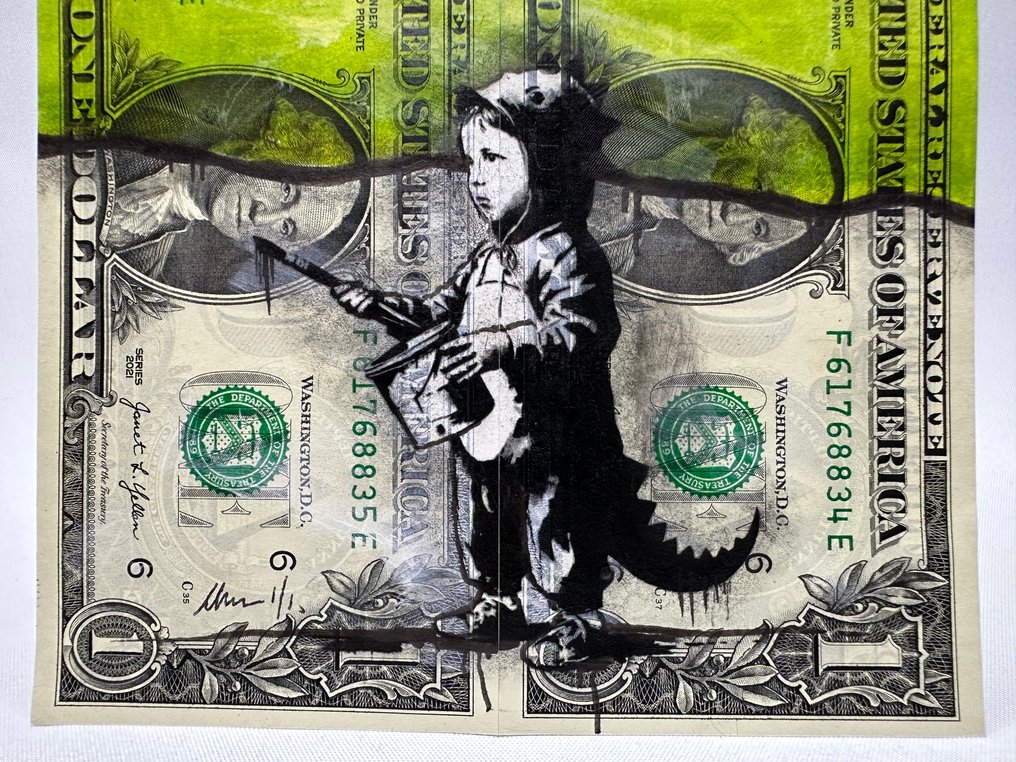 Chris Boyle (1977) - Dino Painter #2.1