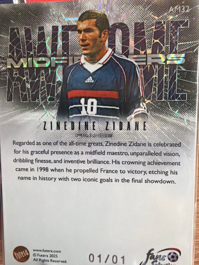 2025 Futera Fans Selections 席內丁·席丹 Numbered 01/01 獨一無二 - 1 Card - 八成新 (NM) #3.2