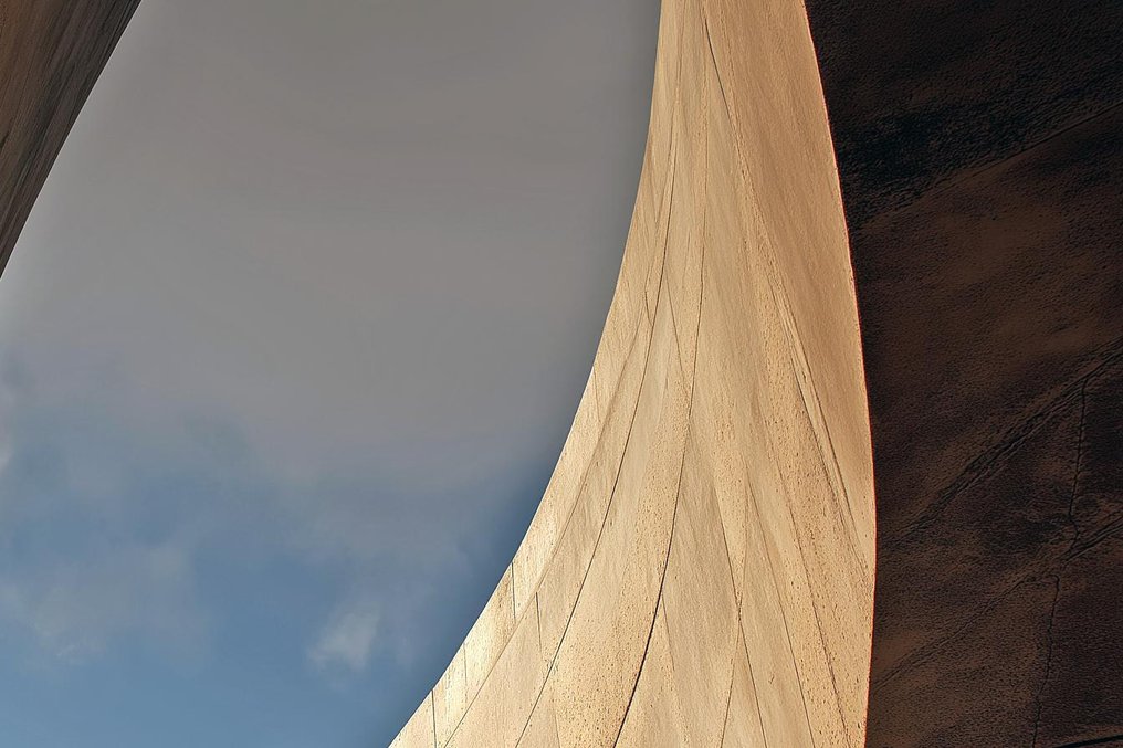 Lea Ottavi - Golden Silence Ascending XXL #2.1