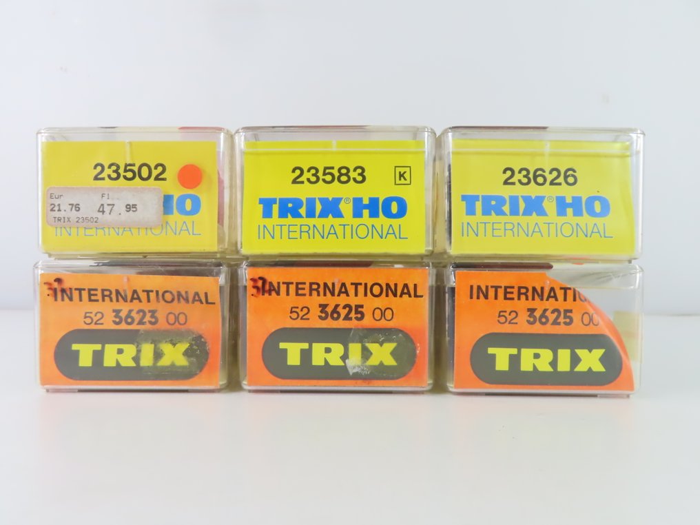 Trix H0 - o.a. 23502/23583K/3625 - Model wagonu towarowego (7) - 7 zamkniętych wagonów towarowych, m.in. z nadrukiem 'Libby's'. - DR (DRB) #4.3