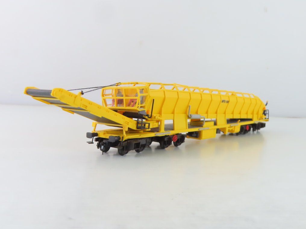Kibri H0 - 16150 - Carrozza merci di modellini di treni (1) - MFS 100 'Unità di materiale, alimentazione e silos', kit costruito #1.0