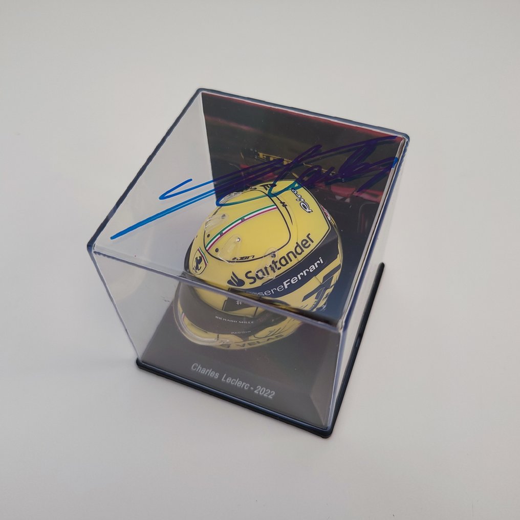 Ferrari - Gran Premio de Italia - Charles Leclerc - 2022 - Méretarány 1/5 sisak #2.1