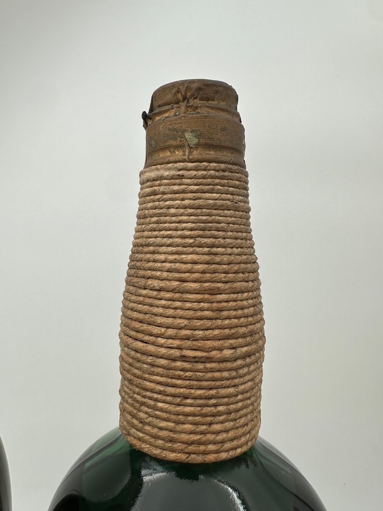 Sarti - 3 Valletti + 3 Valletti Riserva - Clips  - b. 1950-tallet - 1000cc,750cc - 2 flasker #2.1