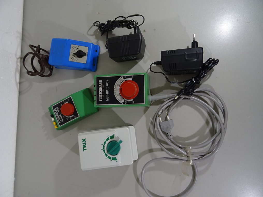 Fleischmann, Trix H0 - 5003/5004/5012 - Transformator (4) - 3x Trafo #1.0