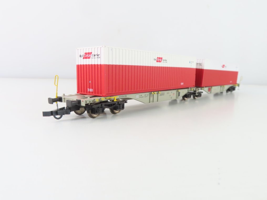 Mehano H0 - 58864 - Vagón de tren de mercancías a escala (1) - Carro de carga de contenedor con carga y la impresión 'rail Cargo Carrier'. - Privaat, AAEC (AT) #1.0