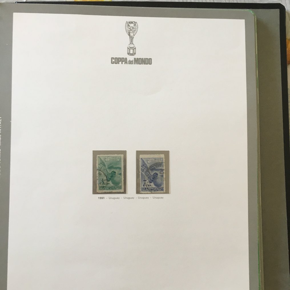 Κόσμος  - Όμορλη συλλογή γραμματοσήμων με θέμα τα Παγκόσμια Κύπελλα ποδοσφαίρου από το 1934 και μετά. #4.3