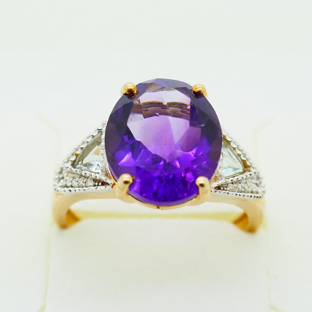 Ingen mindstepris - Ring - 9 kt. Gulguld - 4.10ct. tw. Ametyst - Diamant #3.2