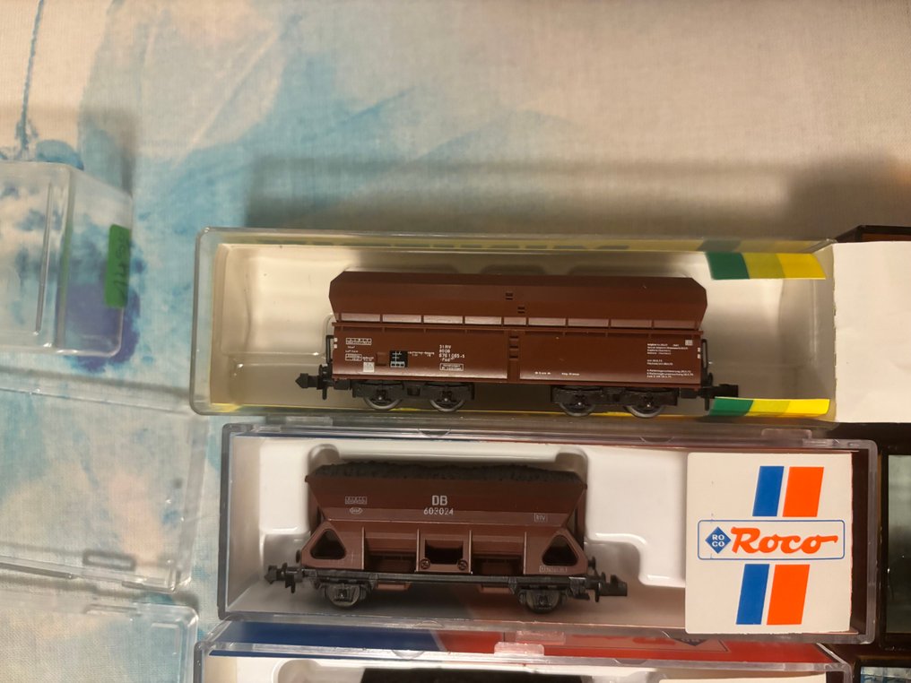 Roco, Minitrix N - Modellvonat teherfuvarozás (6) - 6 különböző szénkocsi - DB #1.0