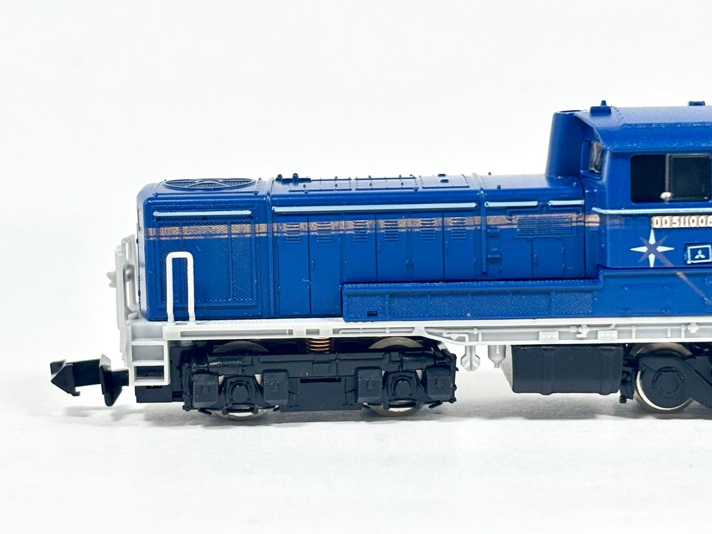 TOMIX N - 2257 - Modelltåg (1) - DD51 diesel lokomotiv (JR Hokkaido-färgschema) - JR #3.2