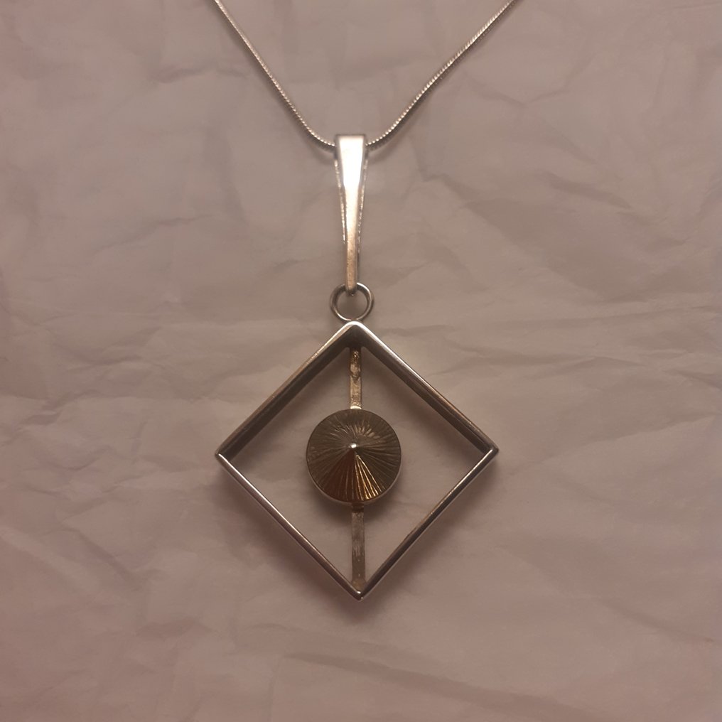 Sem preço de reserva - Colar com pingente Prata - Martti Viikinniemi #1.0