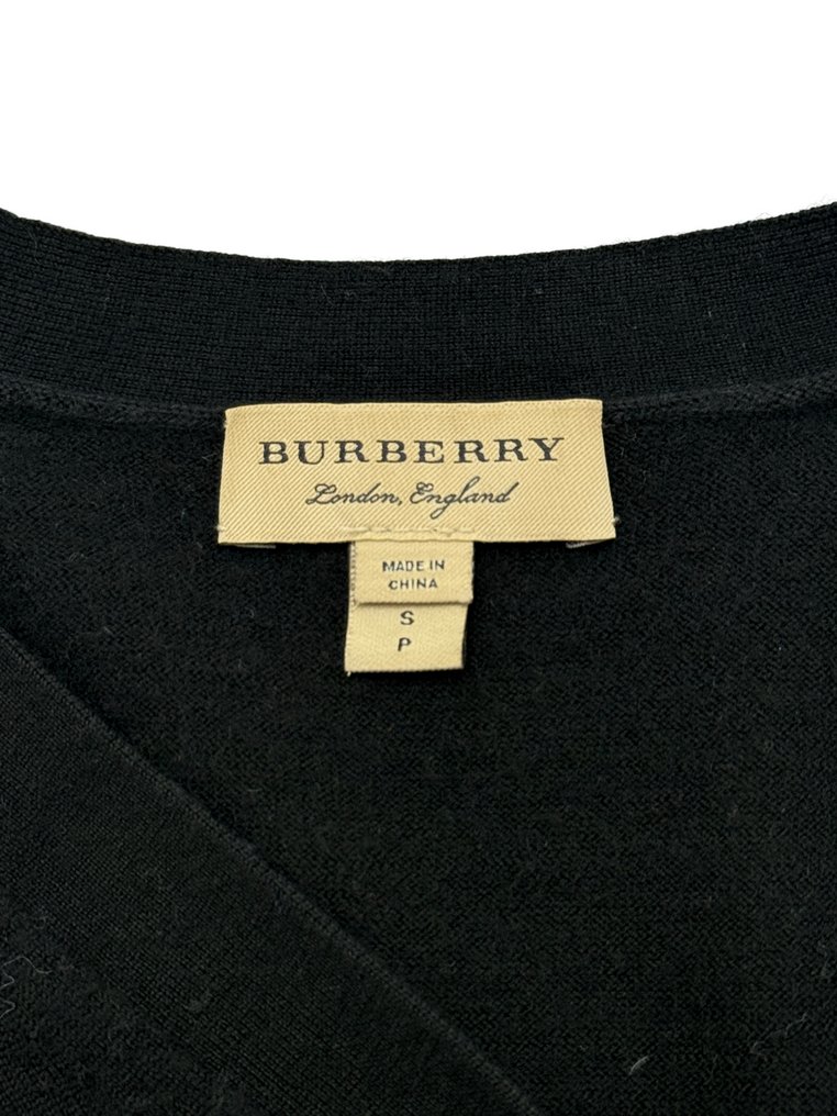 Burberry - Cardigan #2.1