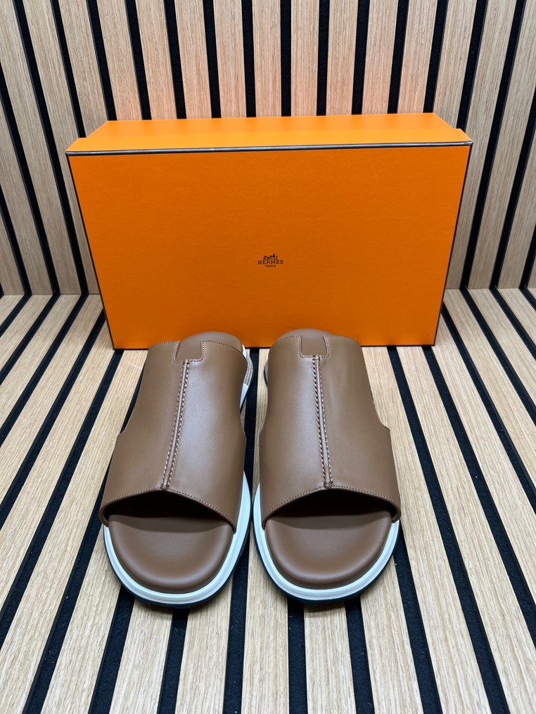 Hermès - Sandalen - Maat: EU 43.5 #3.2
