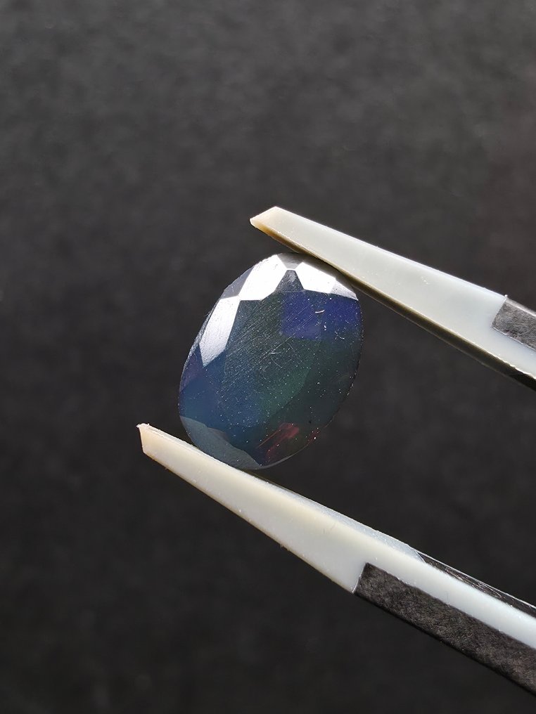 3.89 tcw 黑欧泊一批 多面的- 0.78 g - (3) #4.3