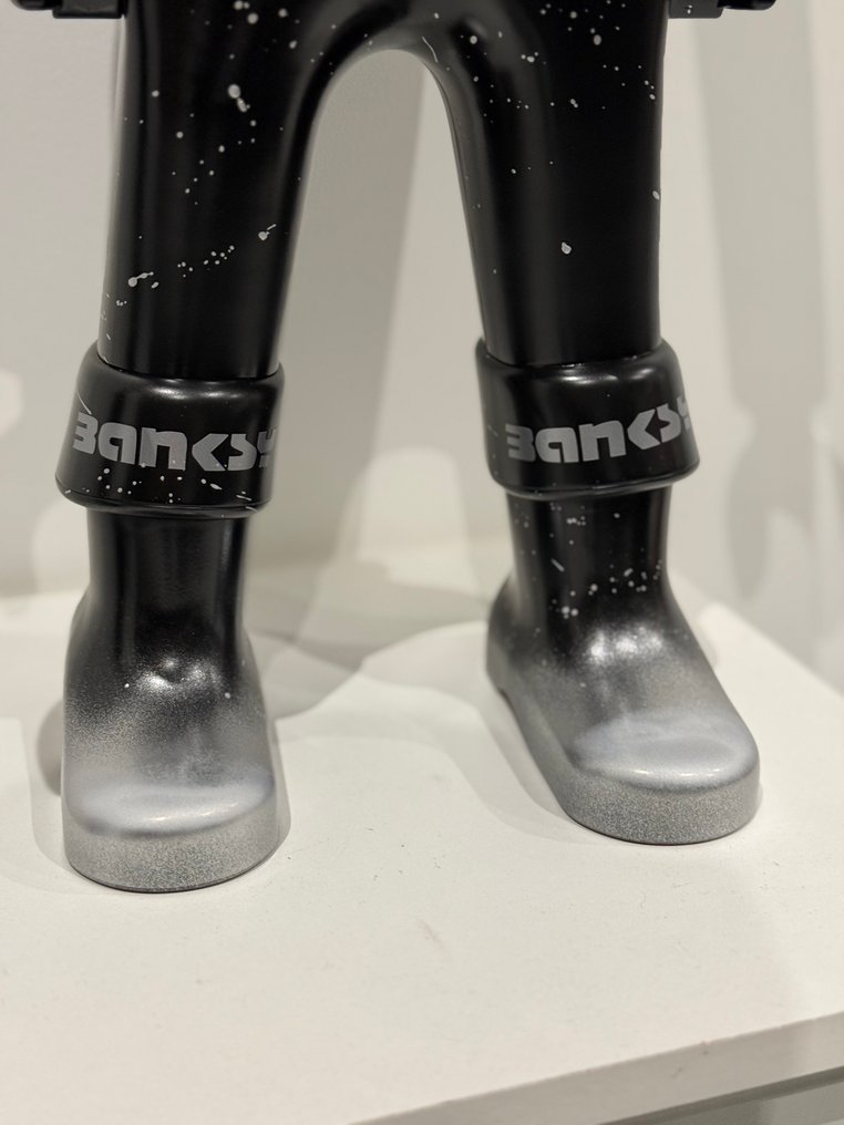 Art'Pej - Playmobil XL Banksy #4.3