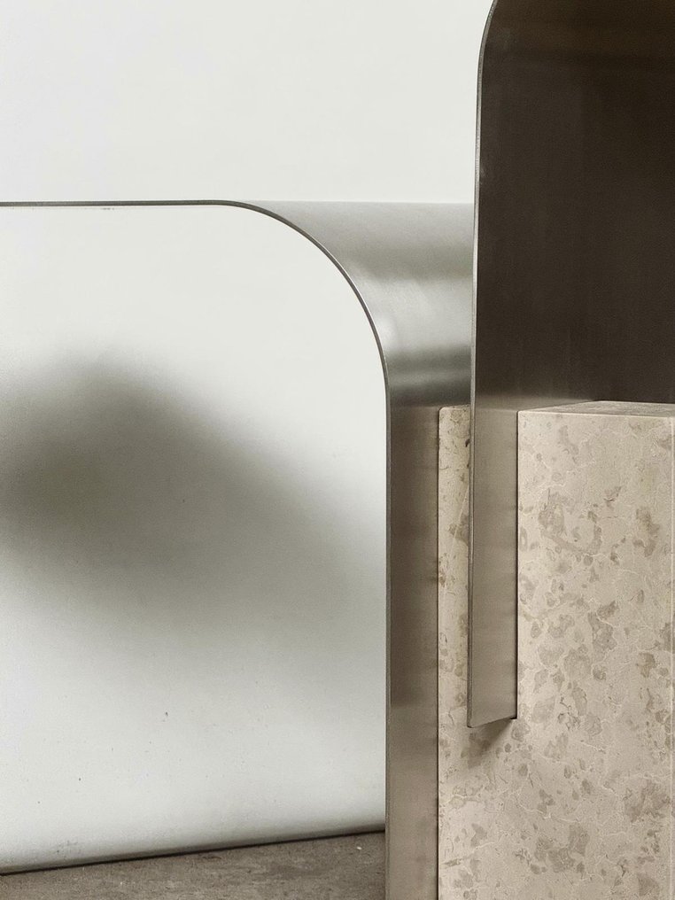 D´ARK atelier - Side table - Aluminium, Marble - TAU #4.3