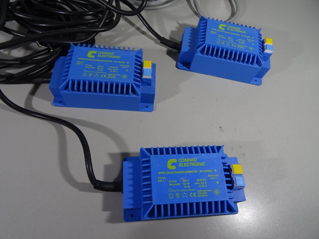 Trix, Conrad H0 - Transformator (5) - 2 x sterke strømforsynings-triks + 3 Conrad 52 VA trafoer #1.0