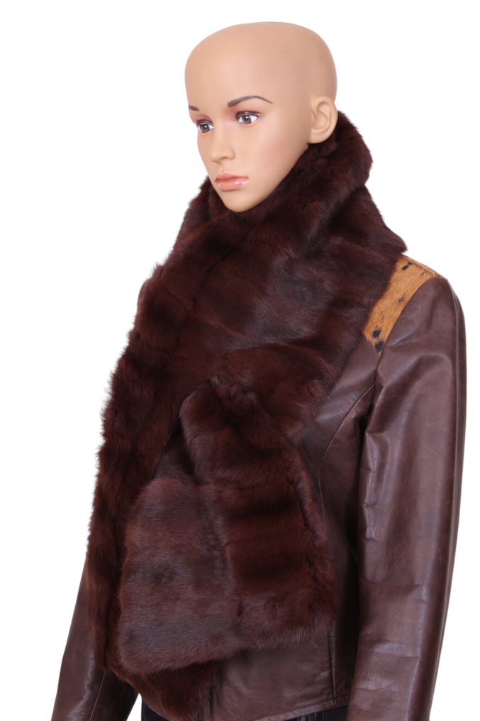 Artisan Furrier - Halstuch #3.2