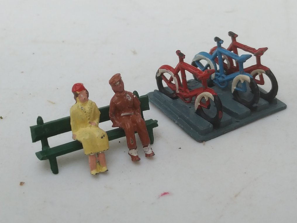 JoHillCo Railway Series 1:35 - Αυτοκίνητο μοντελισμού (26) - Pre-War Original Issue JohillCo First Serie Britannia Railway "STATION STAFF & PASSENGERS" no.00A11 - Σταθμός «ACCESSORIES» αρ.00A13 - 1935/'38 #2.1