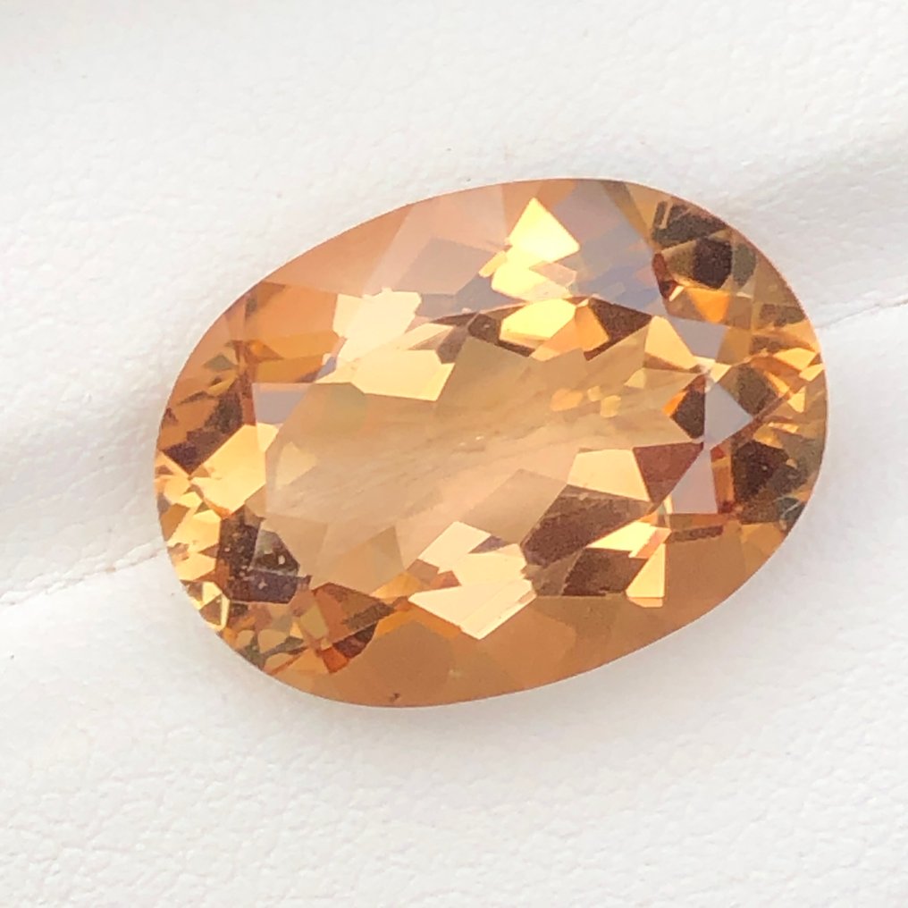 Sans prix de réserve - 1 pcs Brun, Orange, Jaune Topaze - 14.52 ct - International Gemological Institute (IGI) #1.0
