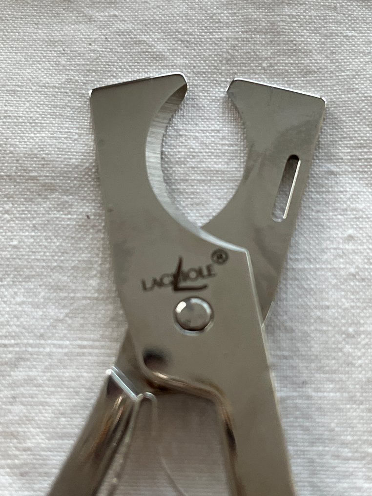 Laguiole - 沒有保留價 - 雪茄切割器 - 金屬和木材 #1.0