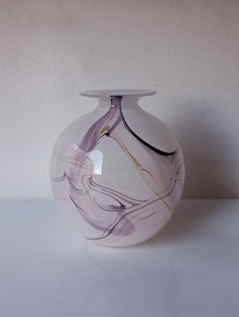 Vase - signed glass - Anthony Stern #1.0