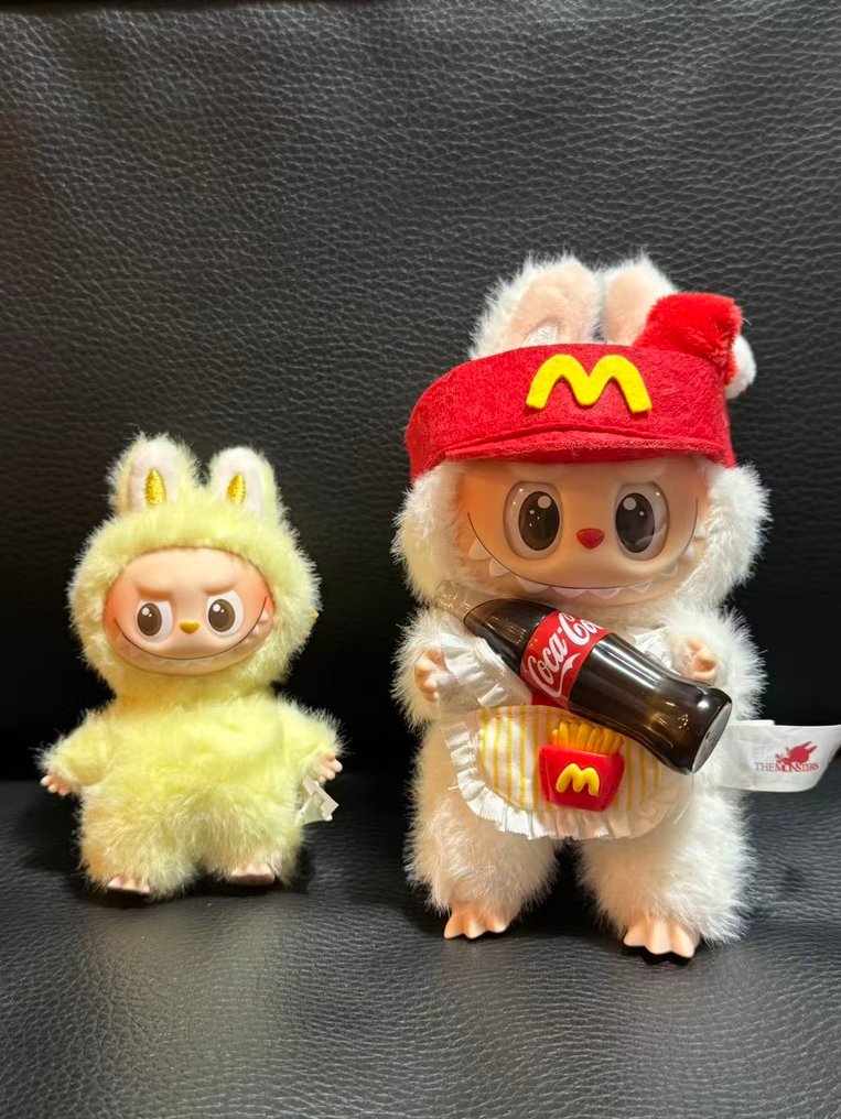 Pop Mart - 玩具人偶 Labubu The Monsters Coca Cola Series/ Pin for Love Series #1.0