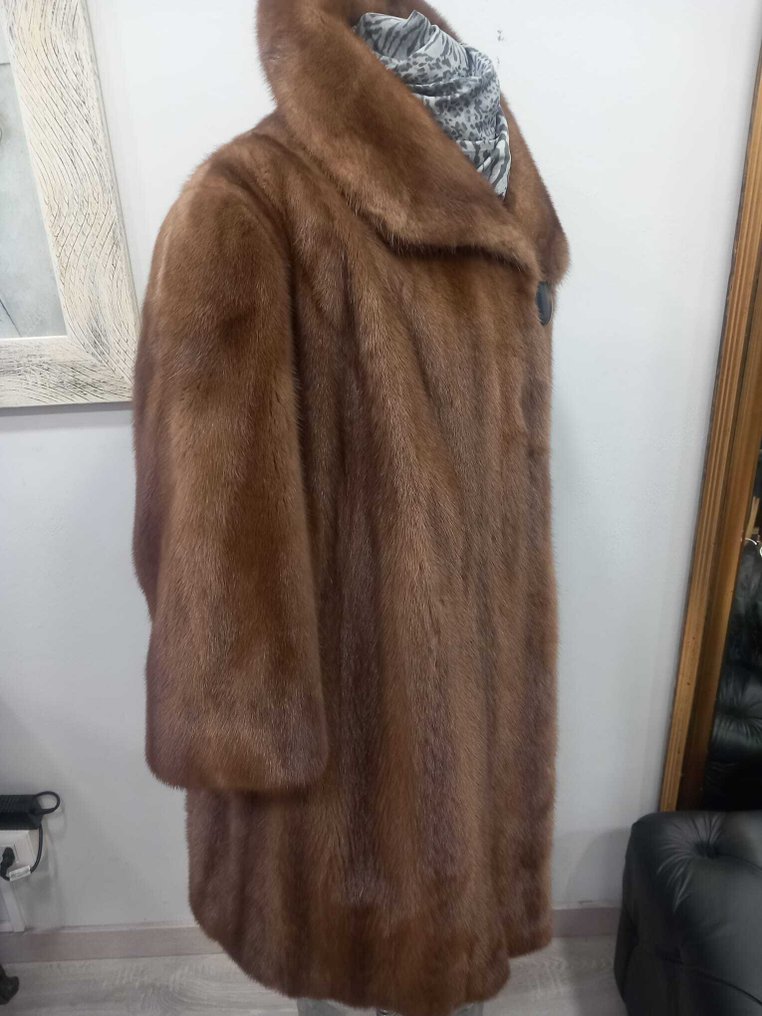 Artisan Furrier - 毛皮大衣 #1.0