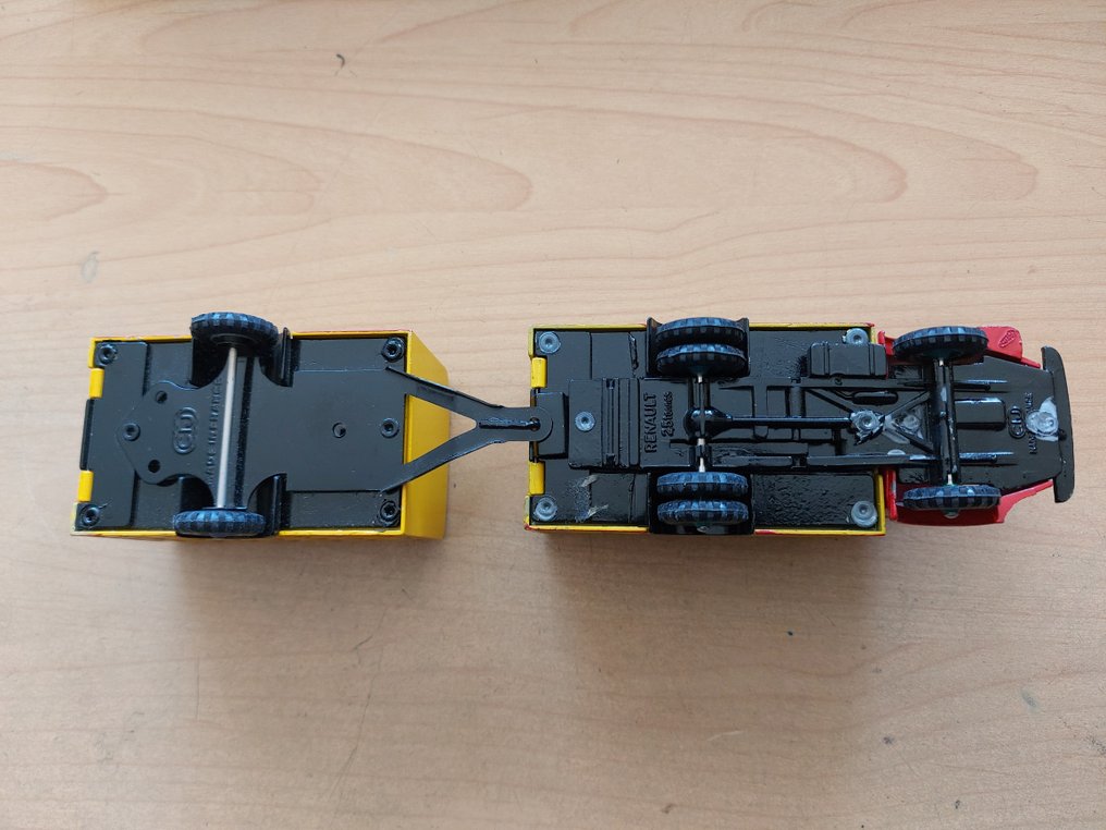 CIJ 1:43 - Miniatura de camião - Vrachtwagen met aanhanger #3.2