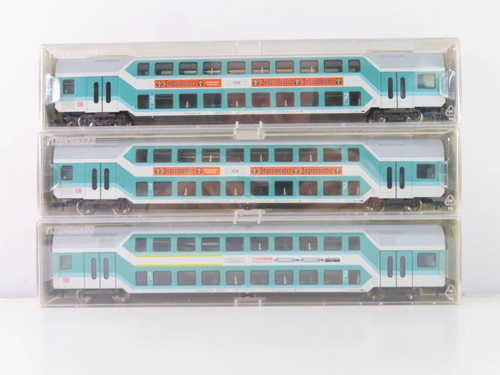 Fleischmann H0 - 97 5125K/97 5121K - Modellvonatszemélyszállító (3) - 3 db 4-üléses duplaemeletes gyorsvonat-kocsik 1./2. osztály és 2. osztály - DB #3.2