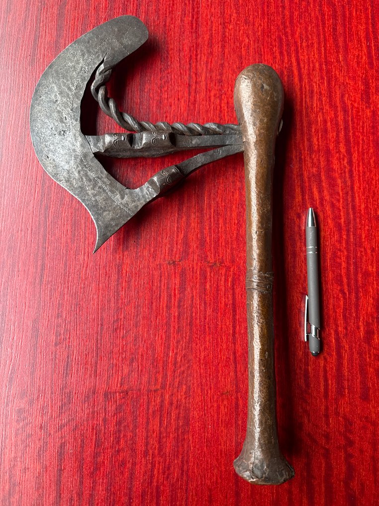 Ascia - Songye - Congo #1.0