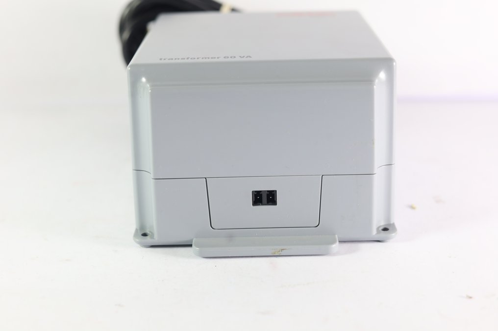 Märklin H0 - 60052 - Transformador (1) - Transformador pesado de 60VA con enchufe de conexión. #1.0