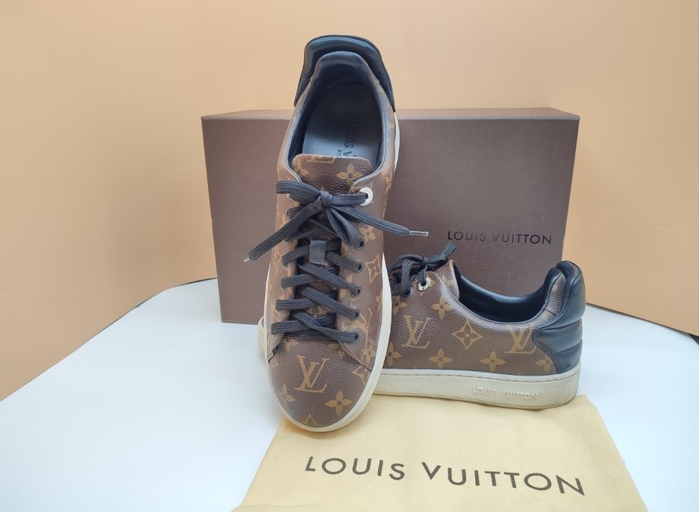 Louis Vuitton - Παπούτσια με κορδόνια - Mέγεθος: EU 40.5 #1.0