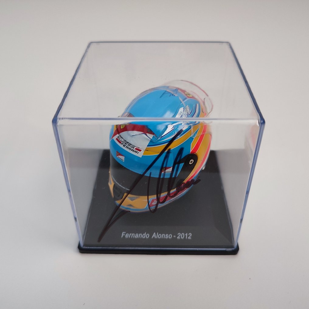 Ferrari - Fernando Alonso - 2012 - Méretarány 1/5 sisak #1.0